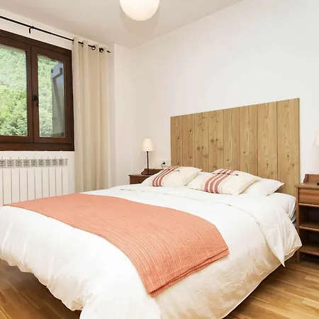 Casa Eguzkilore By Bevalle * Escarrilla