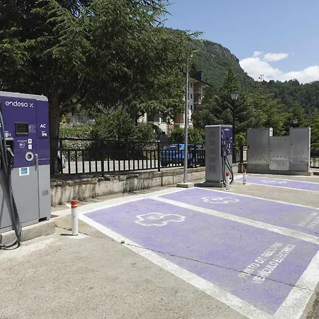 Casa Eguzkilore By Bevalle Escarrilla